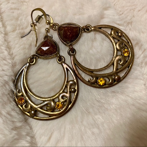 Sparkly Stone Earrings & Bracelet - Picture 3 of 8